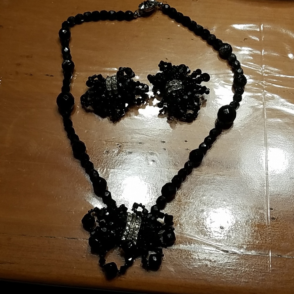 Vintage jewelry set
